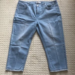 J. Jill Cropped Denim Jeans.